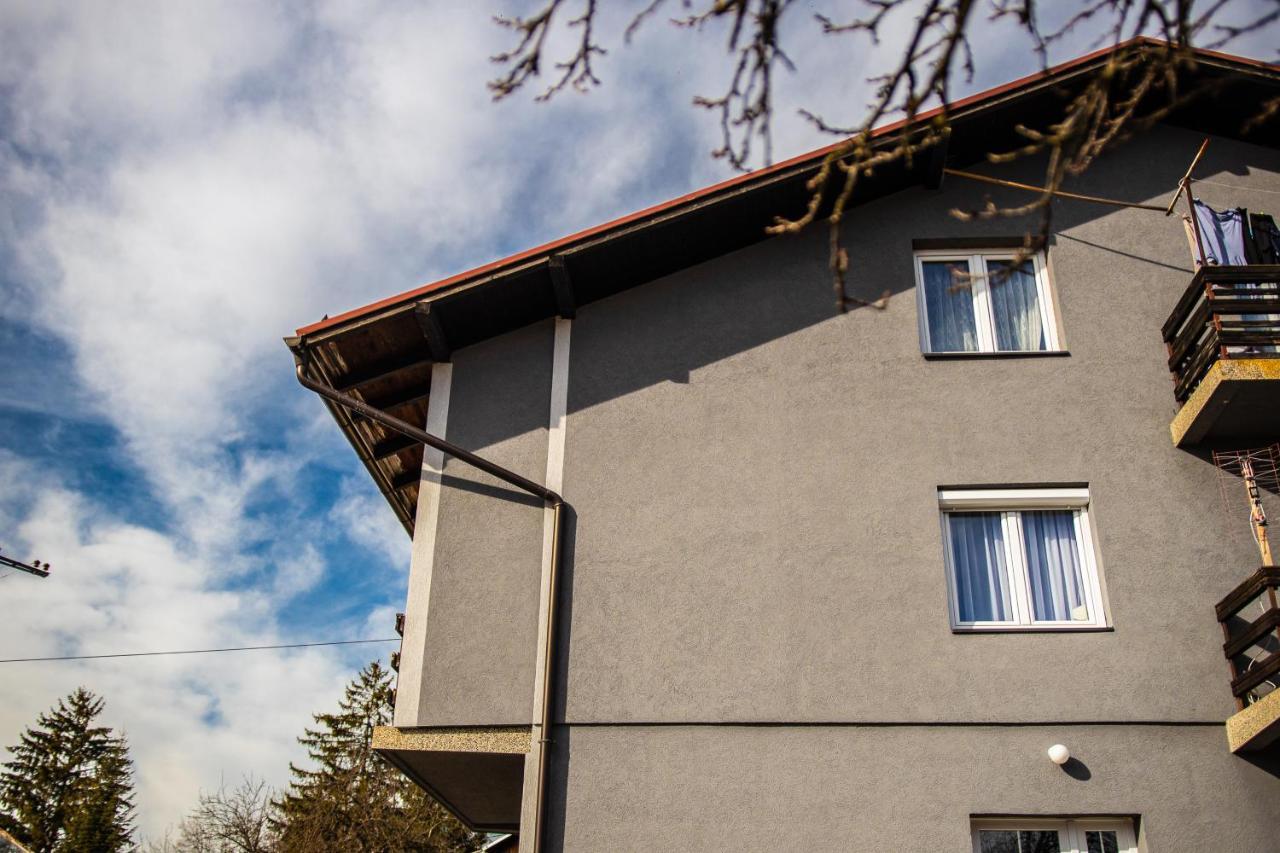 Apartman Kokin Brod Luaran gambar